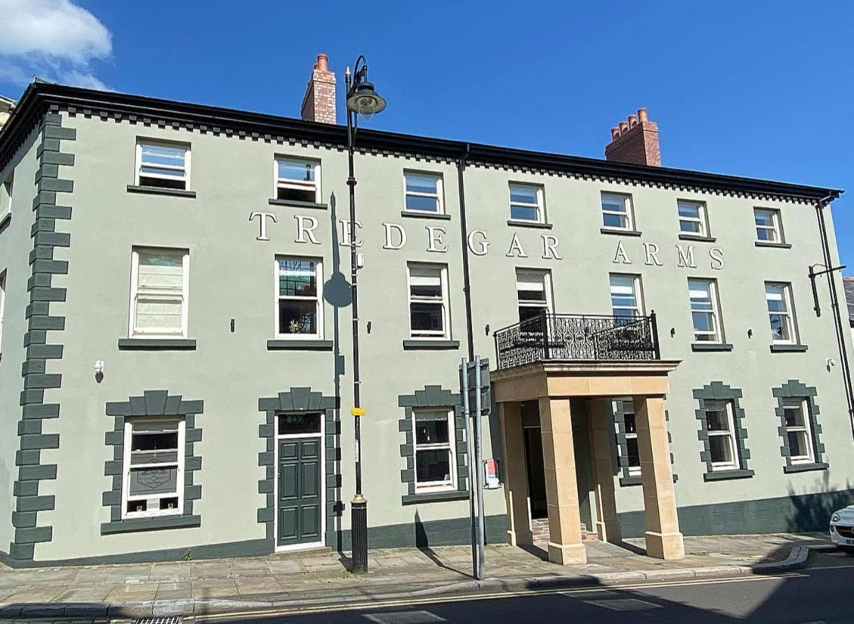 Tredegar Arms Hotel Экстерьер фото